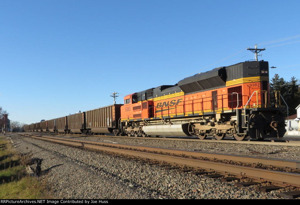 BNSF 9383 DPU